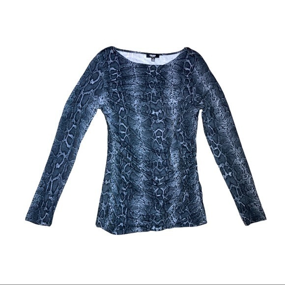 Premise Studio size med snakeskin soft long sleeve top gathered waist flattering - Picture 1 of 10